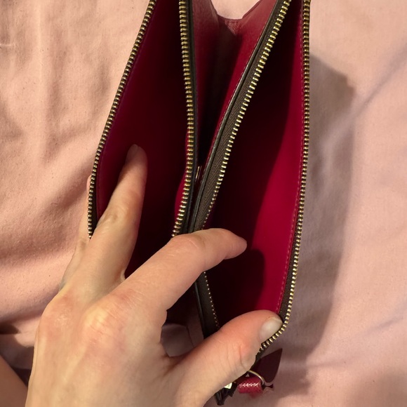 Louis Vuitton Monogram Wallet - Picture 6 of 8